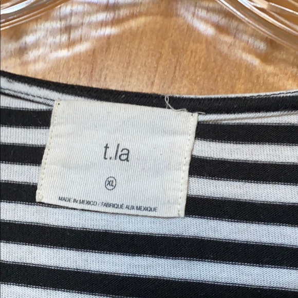 t. la tunic - Picture 2 of 3